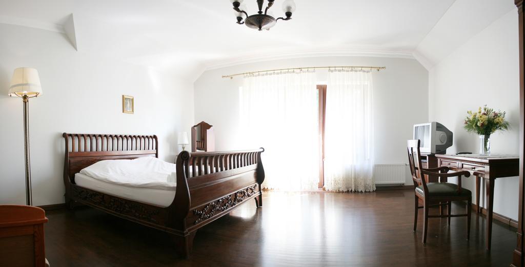 Villa Sofia Краків Екстер'єр фото